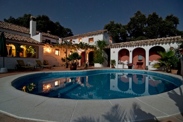 pool house